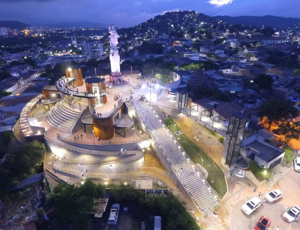 Transporte ejecutivo Cúcuta - vista ciudad y Aeropuerto Internacional Camilo Daza (CUC)